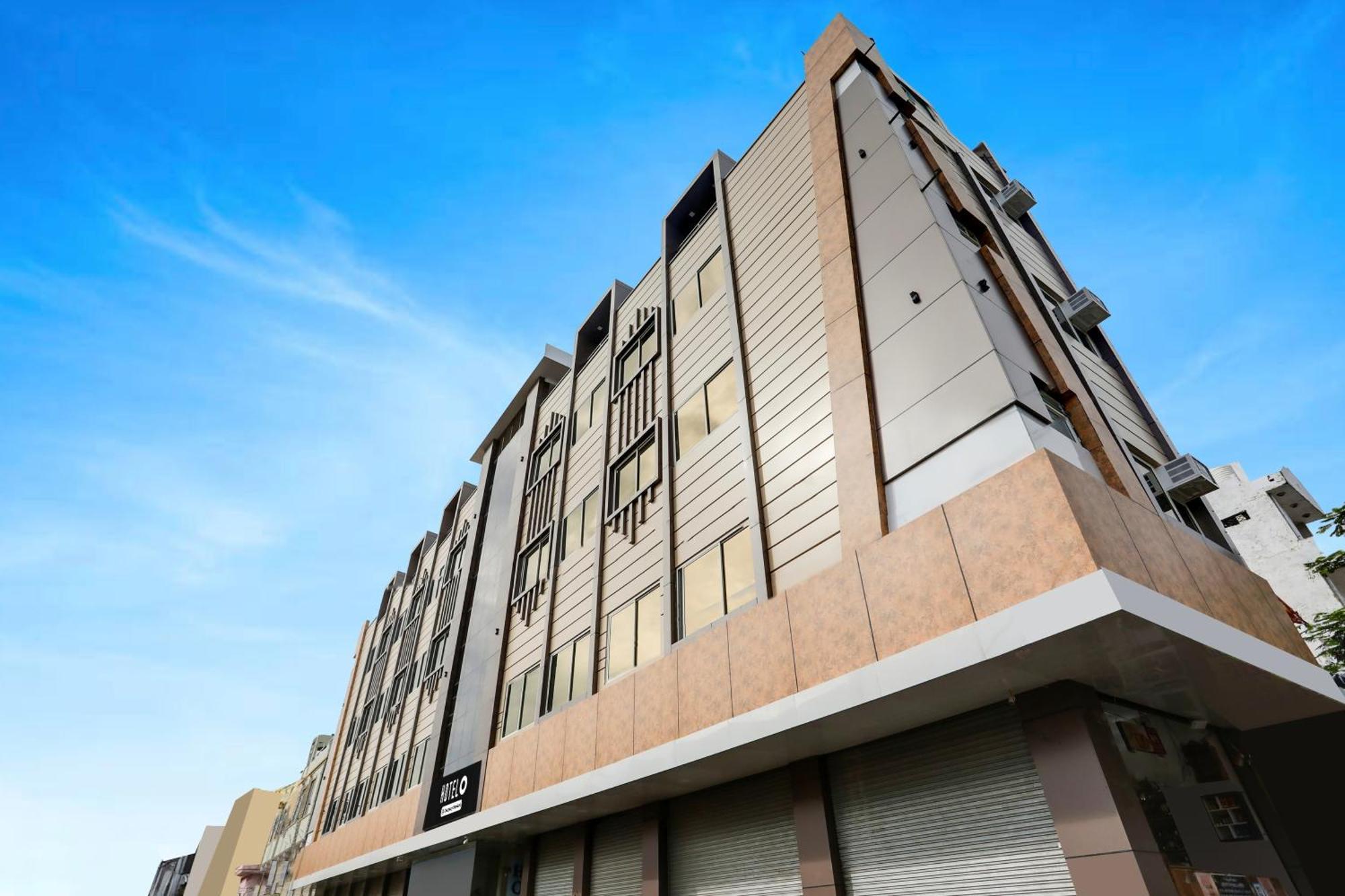 Super Hotel O Kota Near Railway Station Formerly Aagam Inn Tirath Экстерьер фото