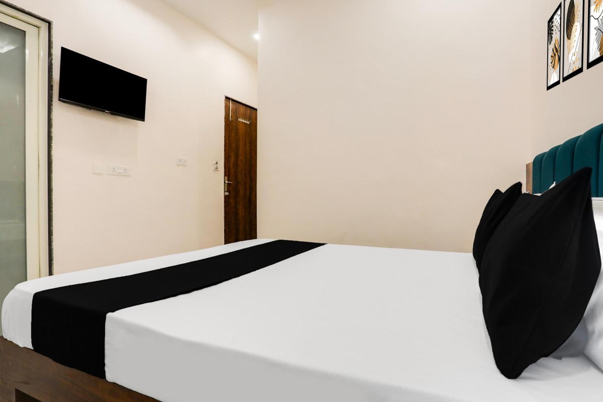 Super Hotel O Kota Near Railway Station Formerly Aagam Inn Tirath Экстерьер фото